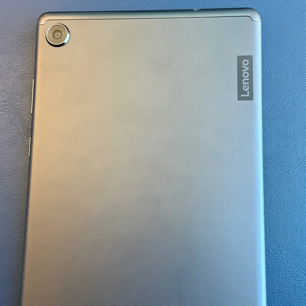 Lenovo Silver Tablet